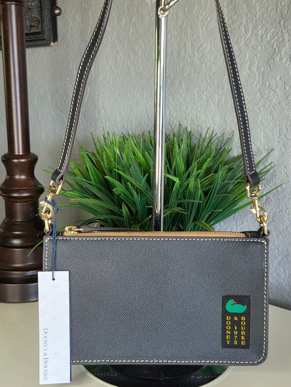 Dooney & Bourke Alpine Demi 20 Black Leather Shoulder Bag NWT Dust Bag
